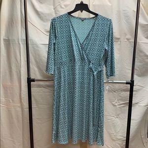 NWT -apt 9 faux wrap dress